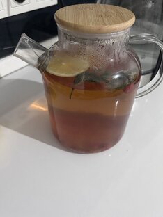 Чай с мятой и малиной