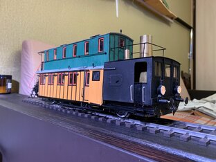 Паровозо-вагон системы Томаса. Модель