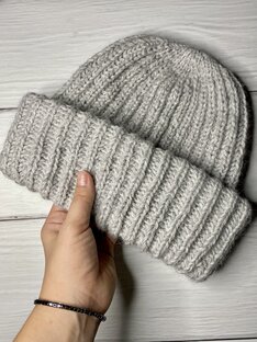 Шапка английской резинкой спицами