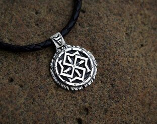 Талисманы и обереги.