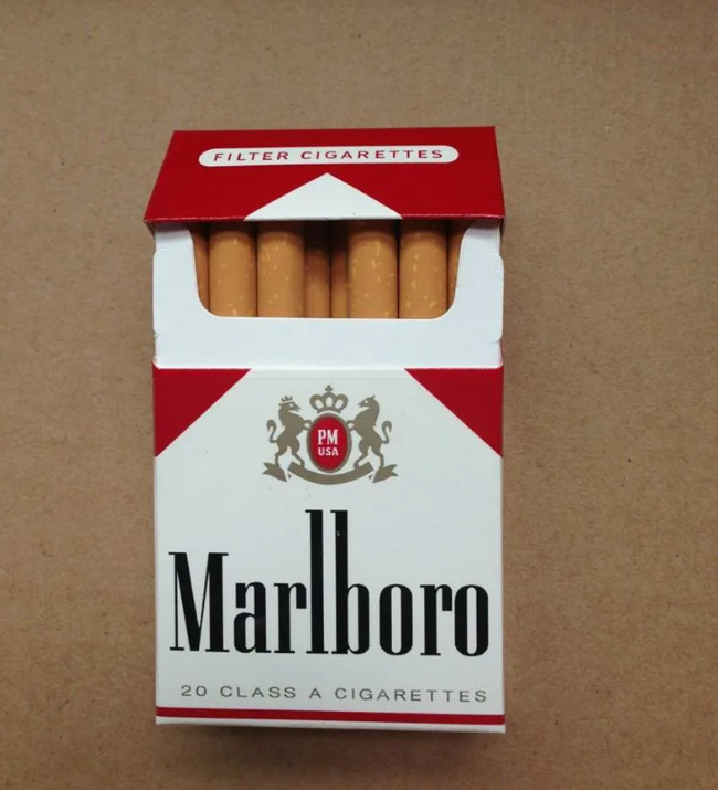 Купить мальборо красный. Marlboro Red. Marlboro Red (красные). Открытая пачка сигарет. Marlboro Red Россия.