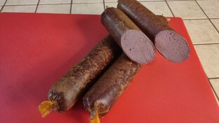 Ливерные колбасы и паштеты.