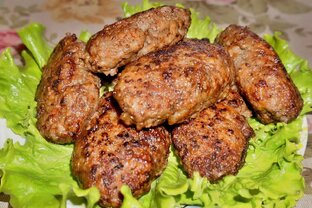 Блюда из фарша ( котлетки )