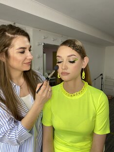 Обучение по макияжу 