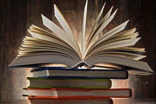 Книги.