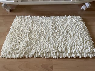 Коврик из пряжи Alize Puffy