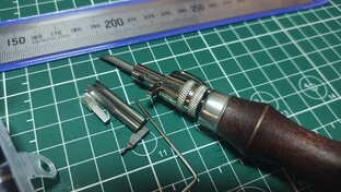 Работа с кожей