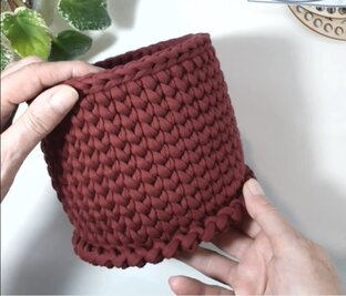 Вязаные корзинки. 