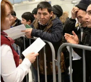 Население, мигранты и власть