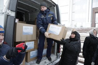 #СвоихНебросаем