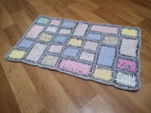 Из старых тряпок рукоделие.