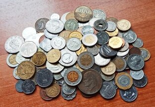 Недорогие иностранные монеты 