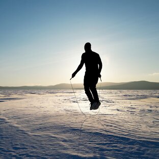 Трюки со скакалками