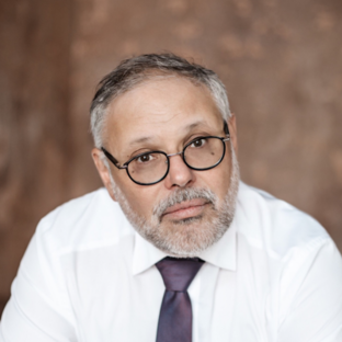 Михаил Хазин