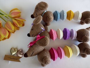 Вязаные собачки крючком.