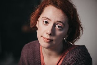 Логотип канала Психолог тоже человек