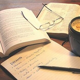Статистика Дзен Книжный стол РБЦ 📚