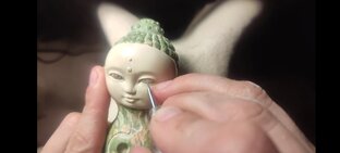 Процесс резьбы по кости