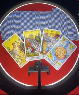 Видео-Расклады на любовь и финансы 