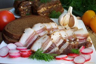 Как солить сало