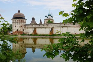 Монастыри России