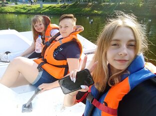 Я мои подруги 😉❤️