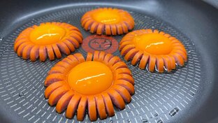 куда же без яиц )))