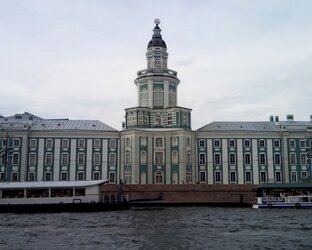 Санкт-Петербург и его окрестности