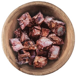 Лакомства для собак и кошек