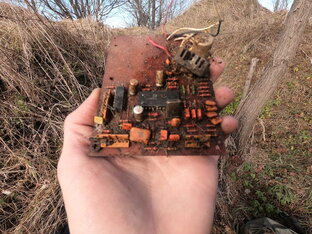 СТАЛК ЗА РАДИОДЕТАЛЯМИ!