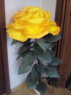 СВЕТИЛЬНИК ЖЕЛТАЯ РОЗА.