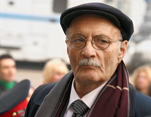 Георгий Данелия