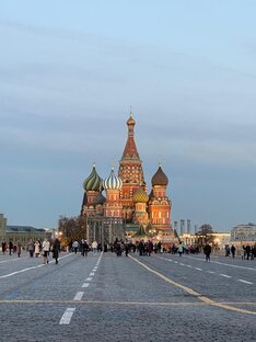 Я шагаю по Москве