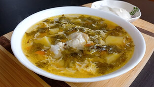 Суп солянка сборная с мясом, грибами, колбасой и картошкой простой рецепт пошаговый
