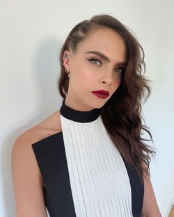 Кара Делевинь