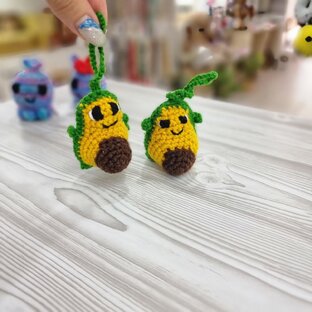 Брелок авокадо 🥑