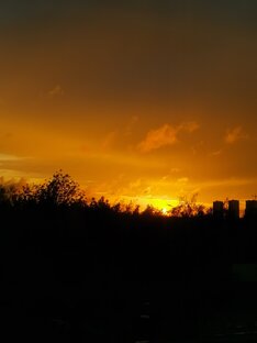 Рассвет сказочно красив