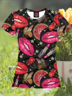 Женские футболки