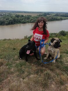 Четыре лапы, влажный нос и очень умный взгляд) 