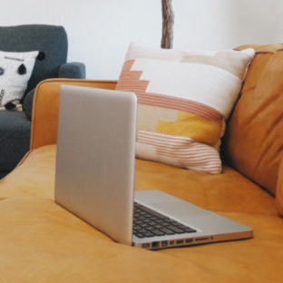 Подружиться с гаджетами и мессенджерами