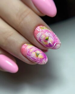 Дарите женщинам цветы