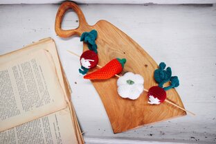 Вязаная крючком еда и грибы