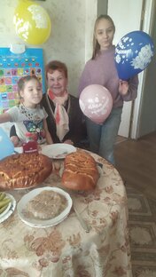 МОИ ДЕВОЧКИ И РОДНЫЕ,