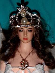 Дивия (главная Луняшечка)