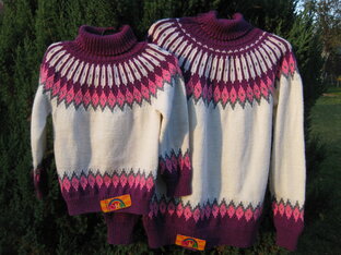 Вязание спицами красивых жаккардовых свитеров, 20 фото со схемами