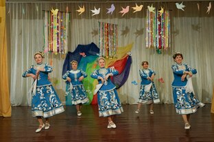 Песни-пляски, выступления