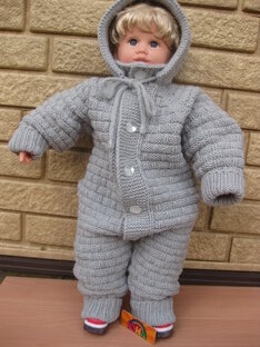 Вязание спицами детского комбинезона.