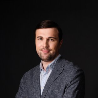 Статистика Дзен Украинский Леонид Сергеевич. Пластический хирург.
