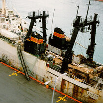 любить значит видеть человека таким. любить значит видеть человека таким каким его создал бог. бизнес цитаты. любить видеть человека таким каким. каким он станет со мной.