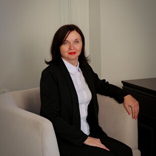 Логотип канала Алена Гаркавенко
